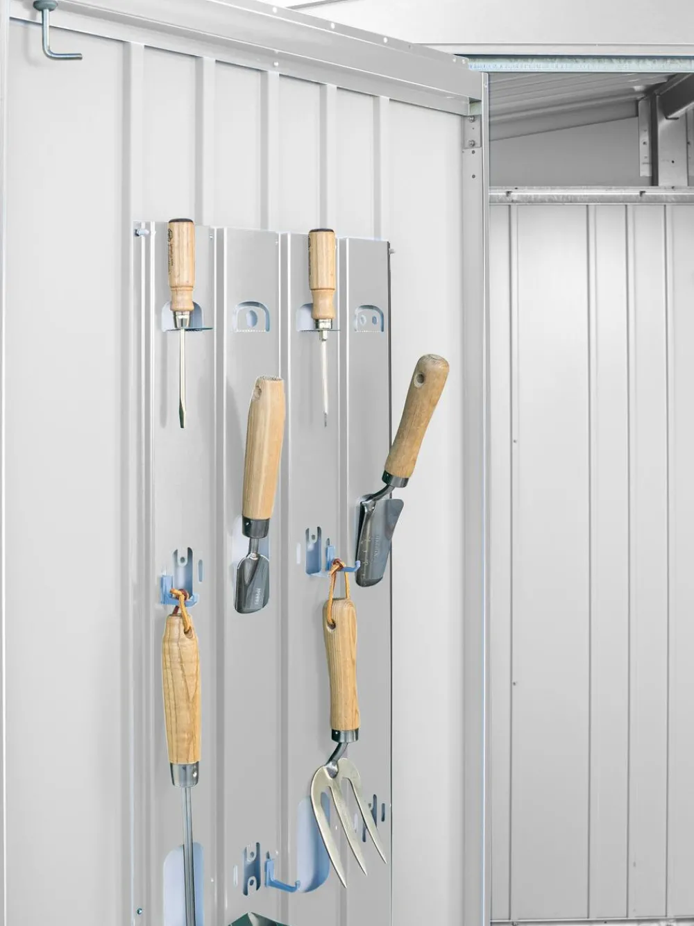 biohort Gartenhäuser & Gerätehäuser - Gerätehaus Europa 1, ca. B172 /H196/T84 cm Silber