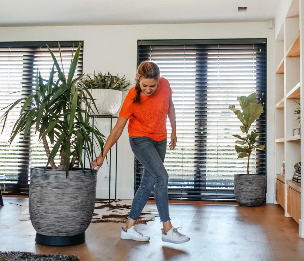 Capi Europe Blumentöpfe & Übertöpfe - Kunststoff-Topf Rib, rund Dunkelgrau