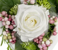 Dehner Konservierte Rosen > Keramik-Herz mit Longlife-Rose Cleo, , ca. B17/H10/T17 cm