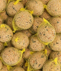 Dehner Natura Premium Meisenknödel - Wildvogelfutter Meisenknödel im Karton, mit Netz