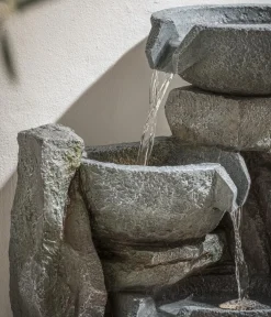Dehner Gartenbrunnen > Polyethylen-Gartenbrunnen Gresta, solarfähig, ca. H97,5 cm