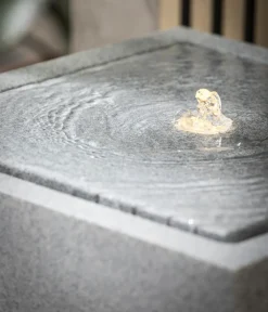 Dehner Gartenbrunnen - Polyethylen-Solarbrunnen Biala, ca. H32,5 cm