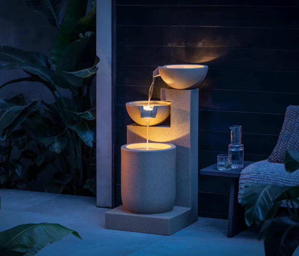 Dehner Gartenbrunnen - Polyresin-Gartenbrunnen Samson, solarfähig, ca. H100 cm
