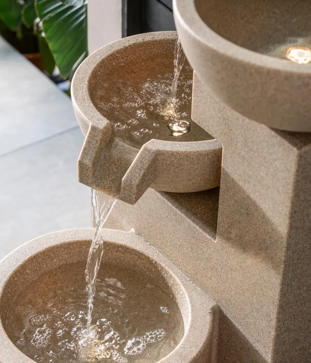 Dehner Gartenbrunnen - Polyresin-Gartenbrunnen Samson, solarfähig, ca. H100 cm