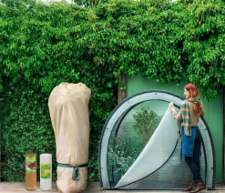 Dehner Pflanzenfolien & Ernteschutz|Mehr Blumentopfzubehör > Winterschutz Mega-Vlieshaube, ca. B140/H200 cm