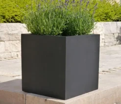 eastwest Fiberglas-Pflanzkübel, quadratisch Schwarz