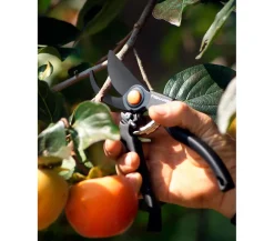 Fiskars Gartenschere Pro P90 Clearance