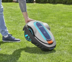Gardena Rasenmäher & Rasentrimmer - Mähroboter-Set smart SILENO City 600