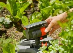 Gardena Bewässerungssysteme & Pumpen - Viereckregner Aquazoom Compact Schwarz