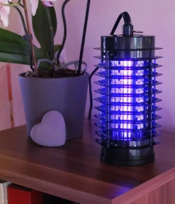 Gardigo Schädlingsbekämpfungsmittel - UV-LED Indoor Fluginsektenvernichter, ca. B11/H20/T10 cm Schwarz