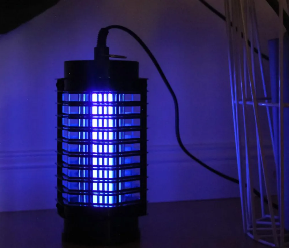 Gardigo Schädlingsbekämpfungsmittel - UV-LED Indoor Fluginsektenvernichter, ca. B11/H20/T10 cm Schwarz