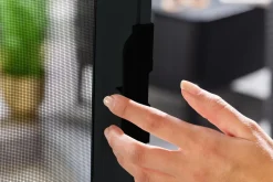 Hecht Insektenschutz & Fallen - Fliegengitter Türrollo Smart, ca. B160/H220 cm Dunkelgrau
