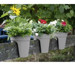 KHW Pflanzkübel & Blumenkästen > Kunststoff-Geländertopf Flowerclip, rund, ca. Ø27/H27 cm, 3er-Set