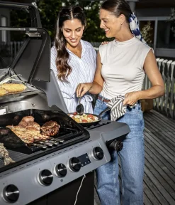 Rösle Gasgrills > Gasgrill Blazeflame Master 4 50 mbar, ca. B160/H123/T69 cm