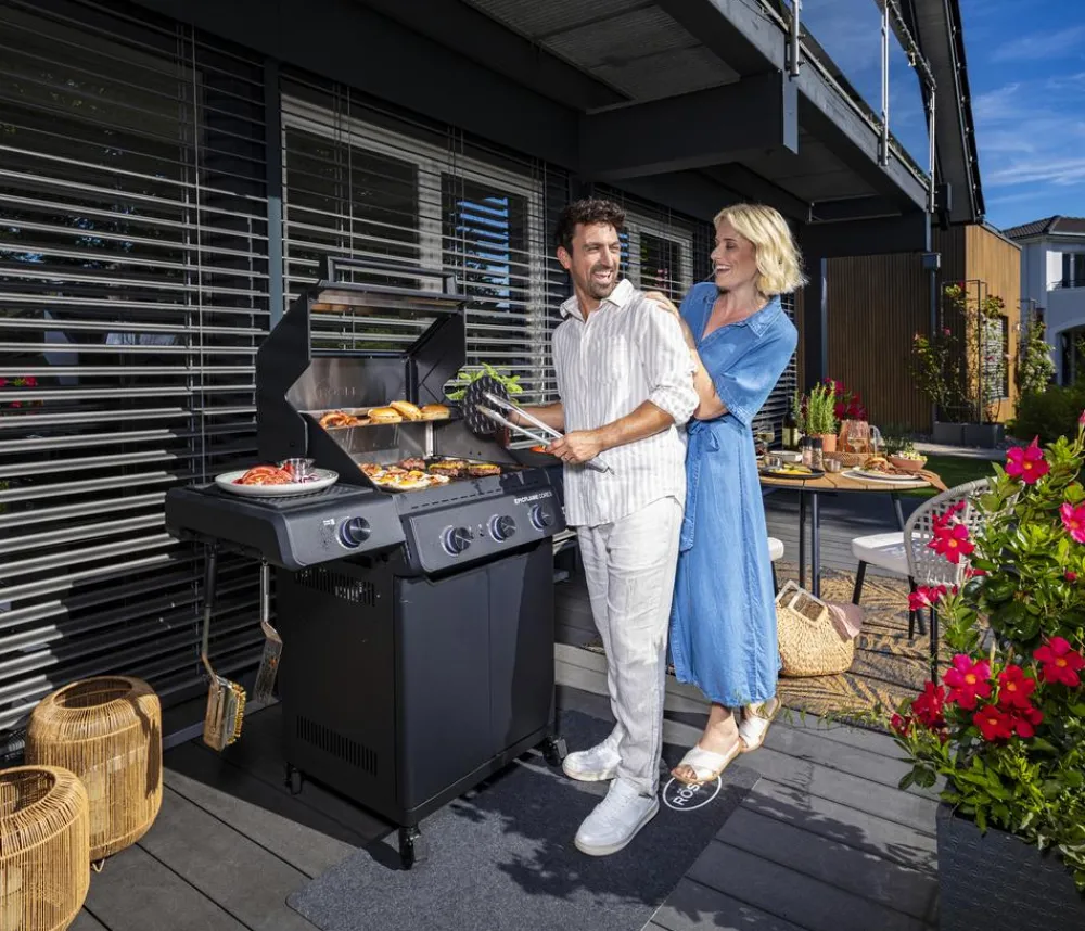 Rösle Gasgrills - Gasgrill Epicflame Core 3 50 mbar, ca. B119/H127/T61 cm Schwarz