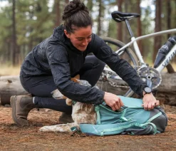 RUFFWEAR® Hunde-Ruckacktrage Hitch Hiker™ Grün Online
