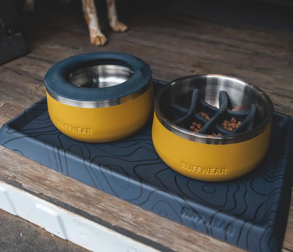 RUFFWEAR® Hundenäpfe & Tränken - Napfunterlage Basecamp™, ca. B52/H3/T32 cm Schwarz