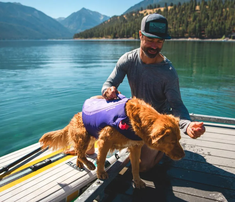 RUFFWEAR® chwiwete für Hunde Foat Coat™ Lila Hot