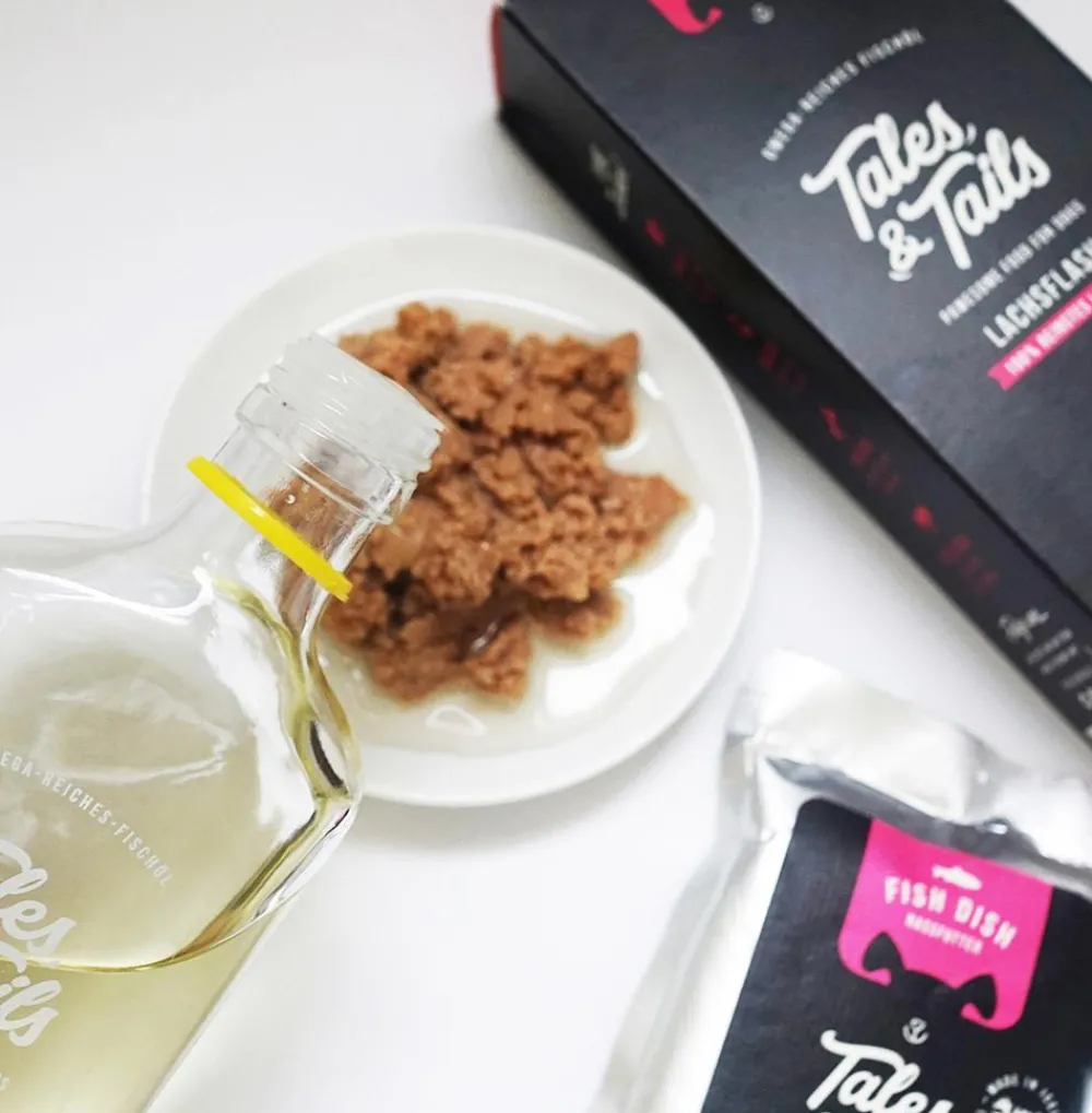 Tales & Tails Nahrungsergänzung Hund > Ergänzungsfutter für Hunde Lachsöl Oh Mega, 240 ml