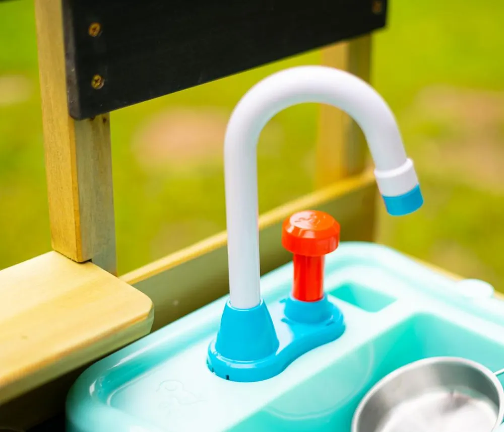 TP Toys Gartenspielgeräte - Matschküche Marienkäfer inkl. Waschbecken, ca. B55/H88/T33 cm Natur